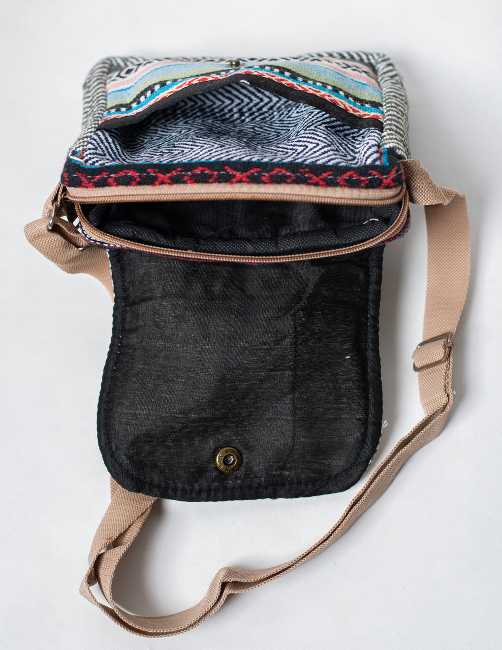 Multicolored Natural Fiber Unisex Sling Bag