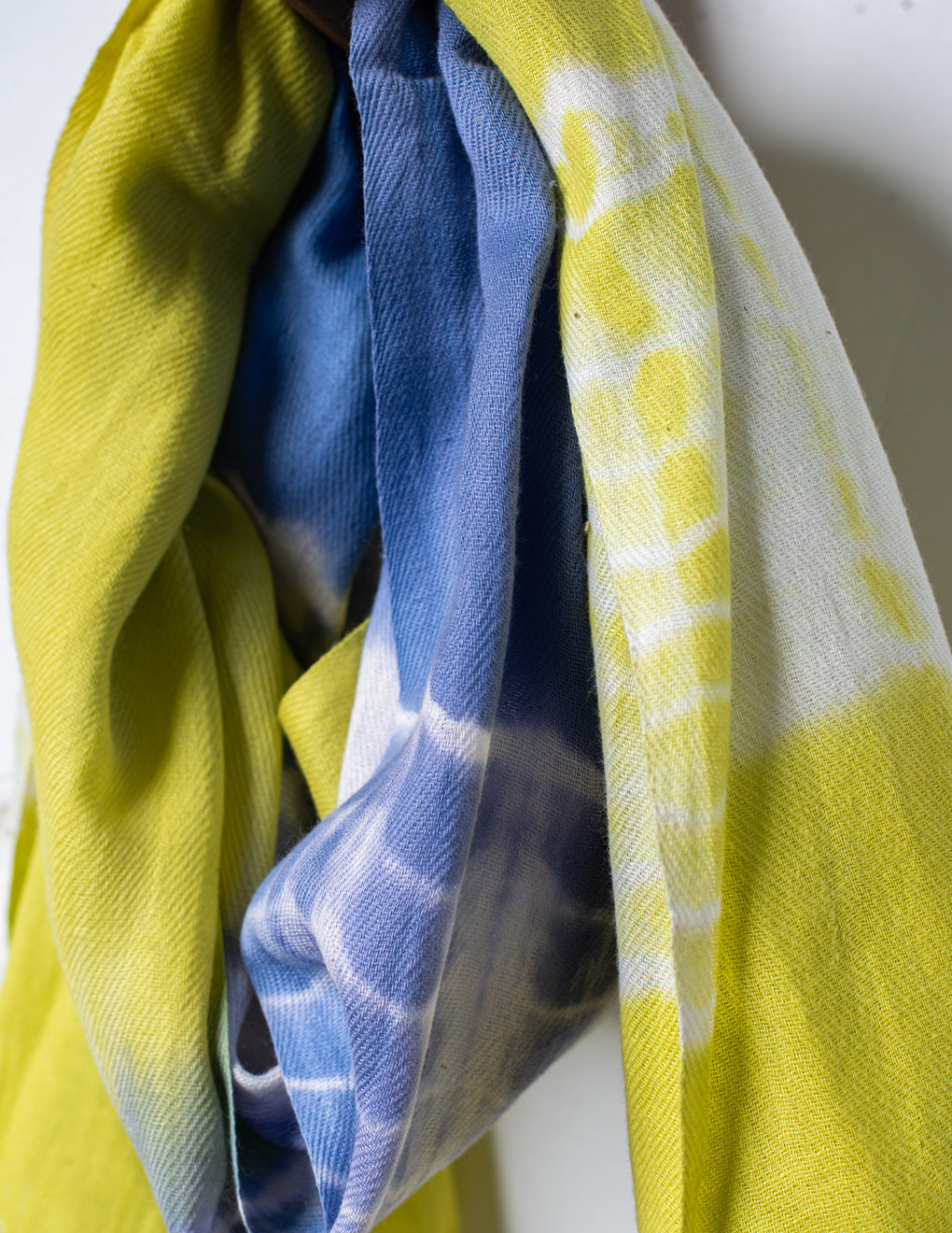 Lime Green Shibori Woven Bhagalpuri Linen Stole