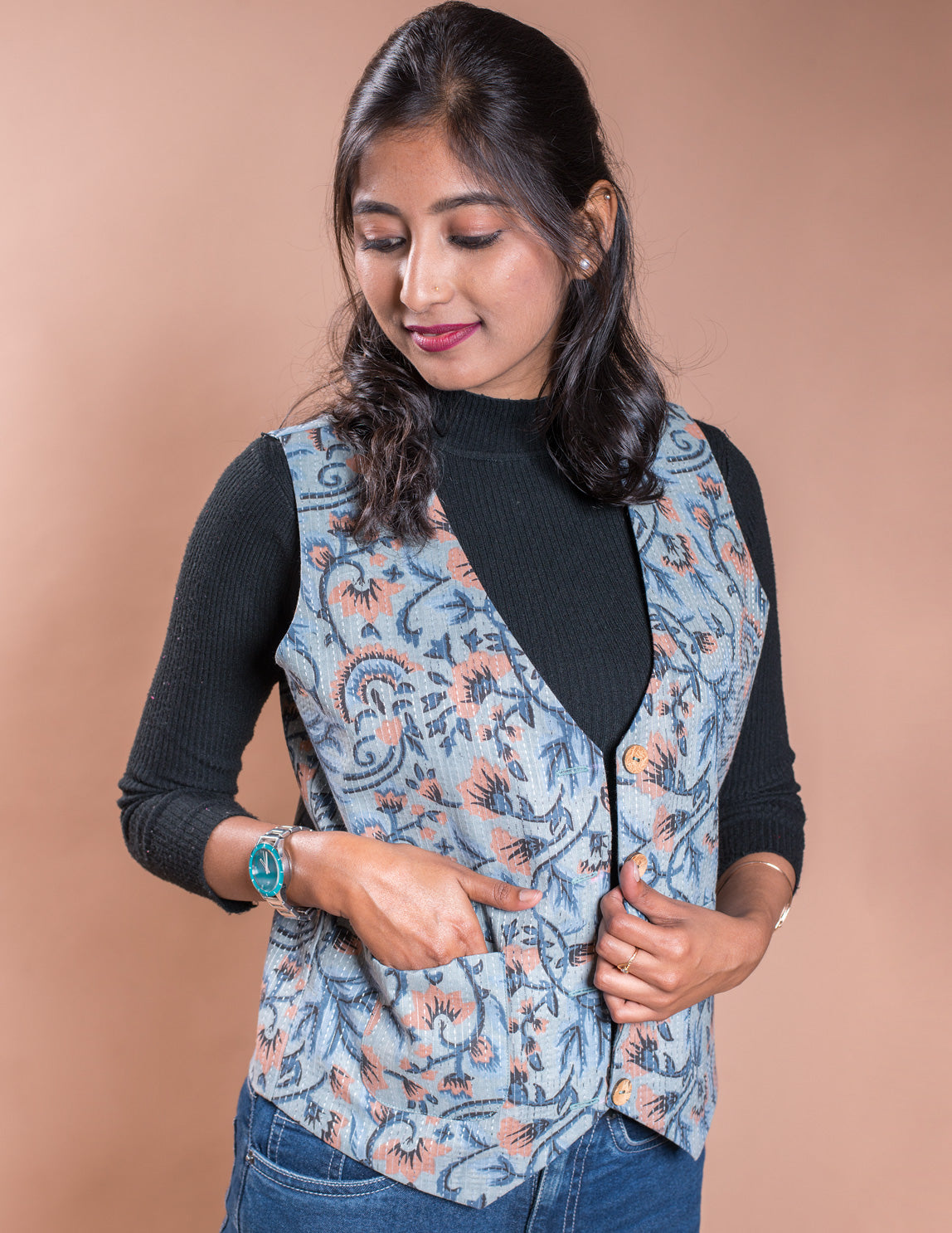 Grey Floral Kantha V Neck Waistcoat / Jacket