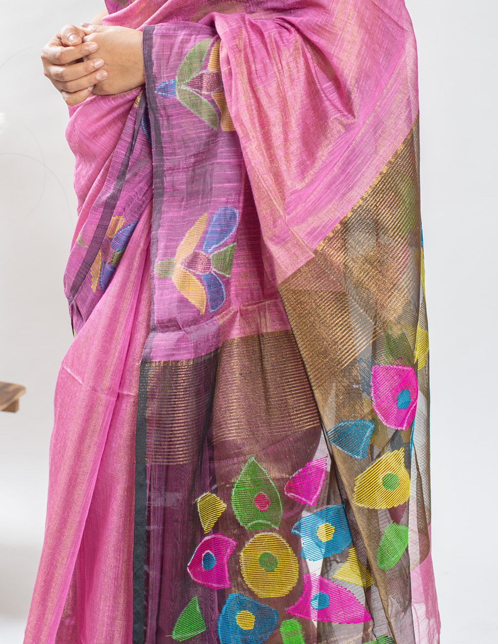 Magenta Handloom Muslin Tissue Jamdani Saree