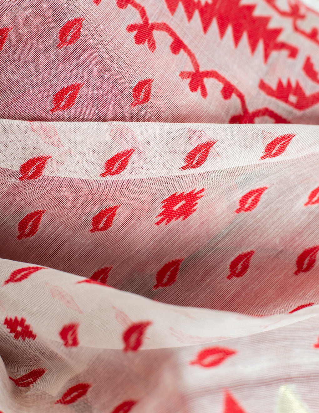 White & Red Handloom Cotton Soft Jamdani Saree
