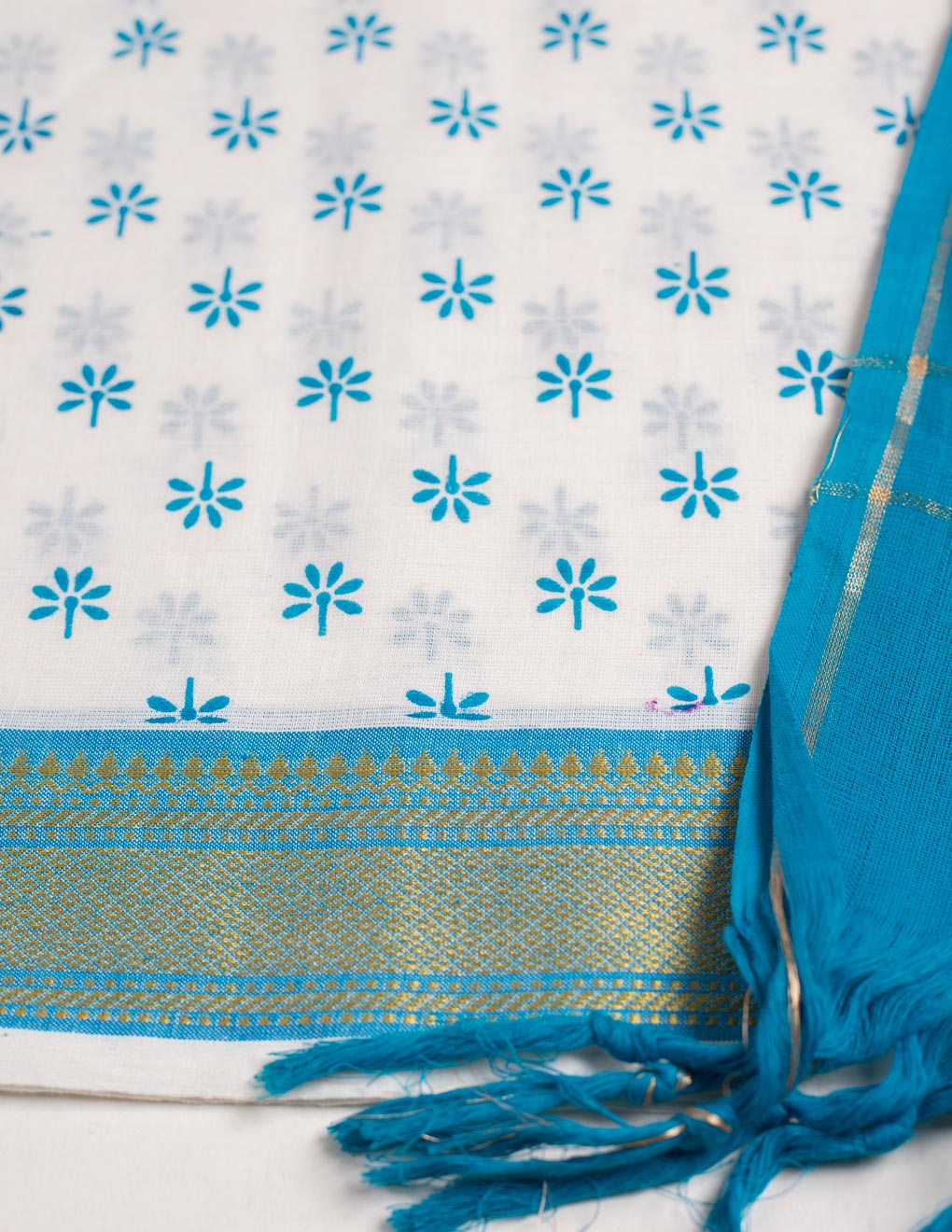 White Handloom Printed Mangalagiri Unstitched Suit