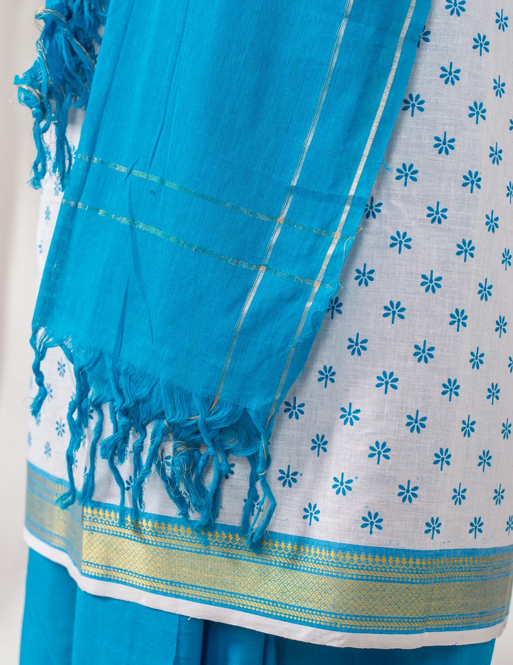 White Handloom Printed Mangalagiri Unstitched Suit