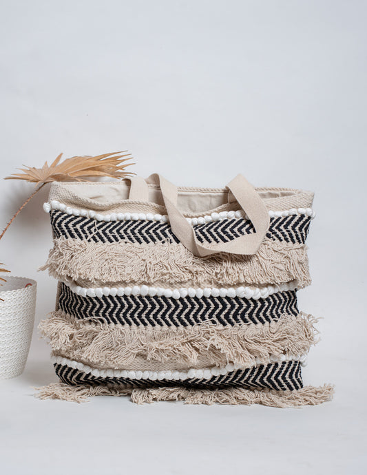 Black & White Natural Fibre Shoulder Bag