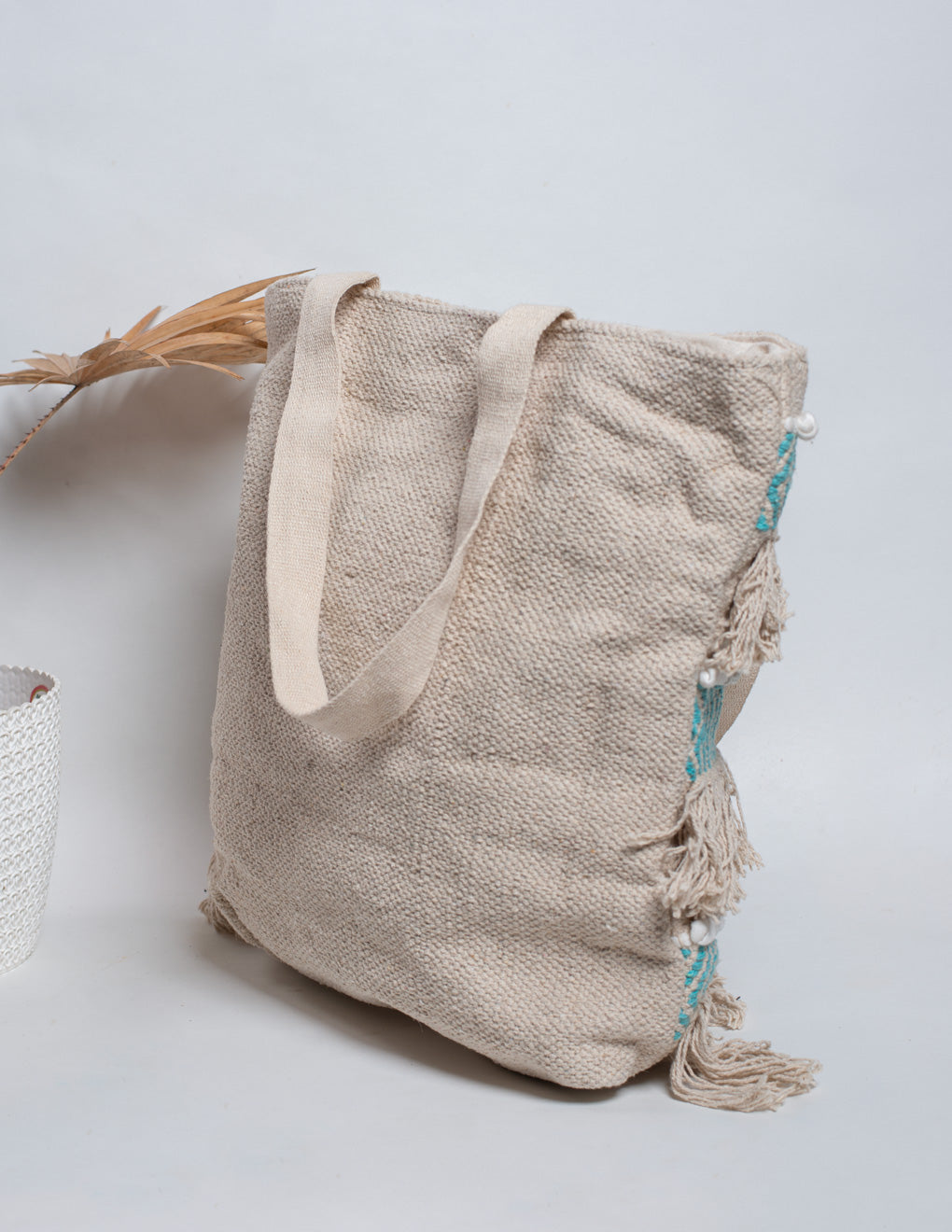 Sky & White Natural Fibre Shoulder Bag