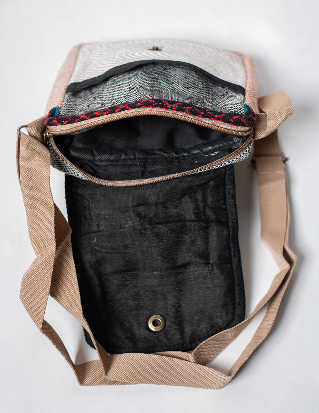 Multicolored Natural Fiber Unisex Sling Bag