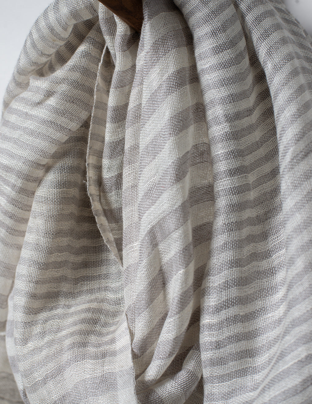 White Stripe Woven Bhagalpuri Linen Stole