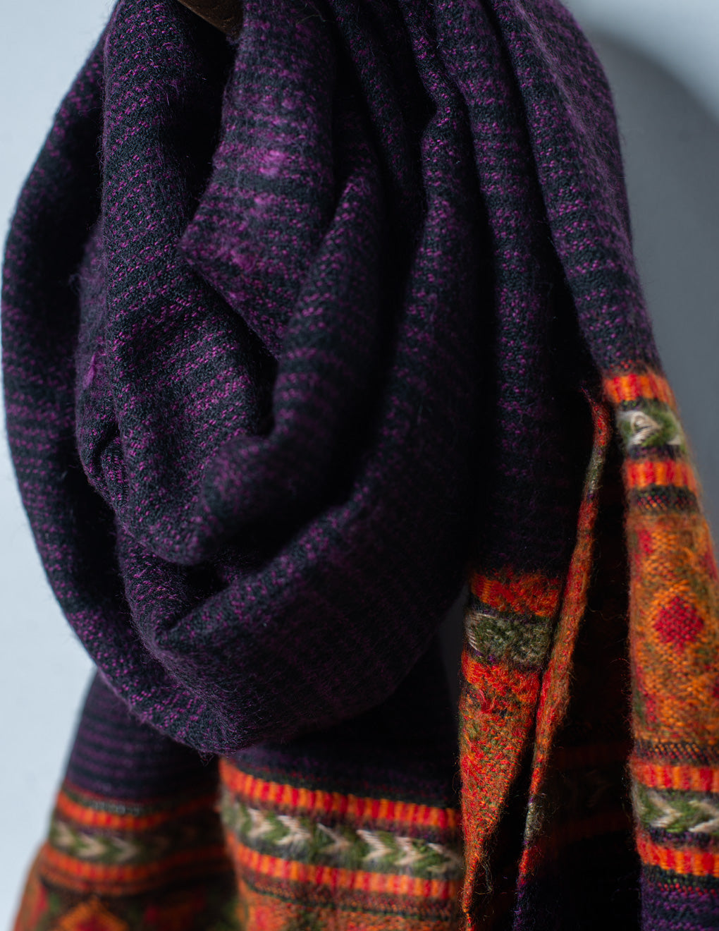 Violet Pure Handwoven Woollen Muffler