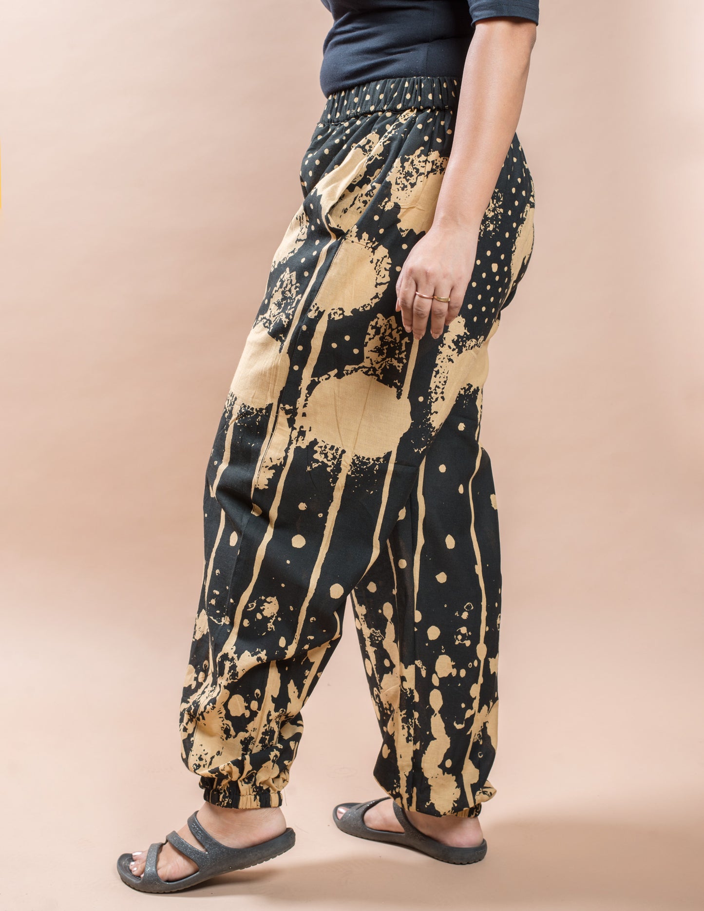 Black & Beige Cotton printed Harem Pant