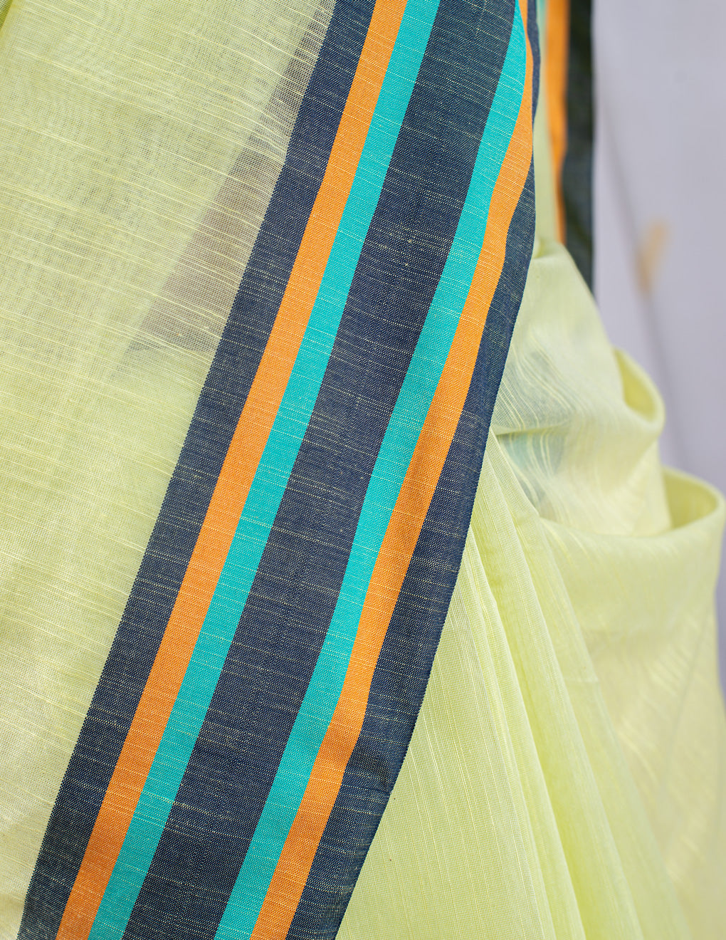 Plain Cotton Handloom Saree