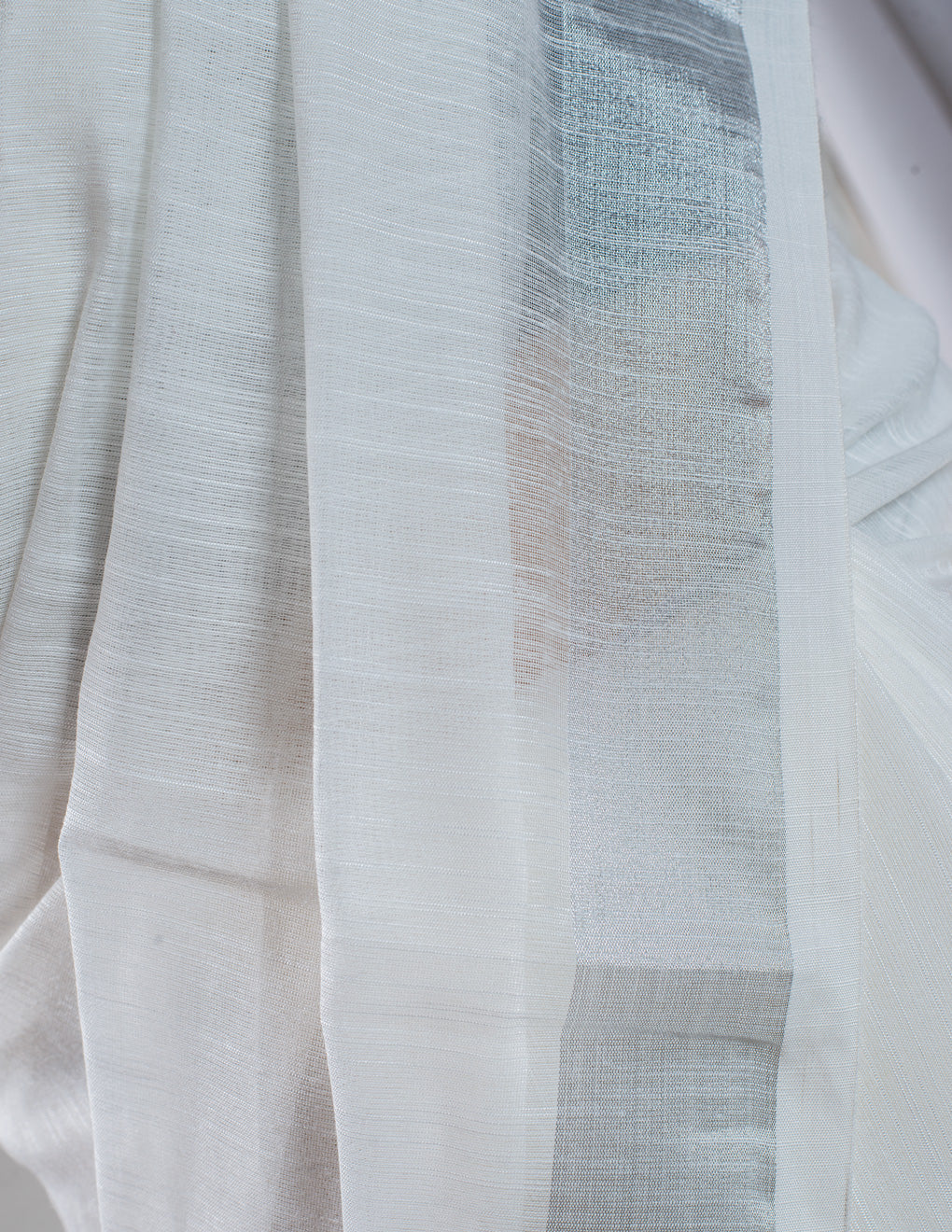 White Plain Linen Handloom Saree