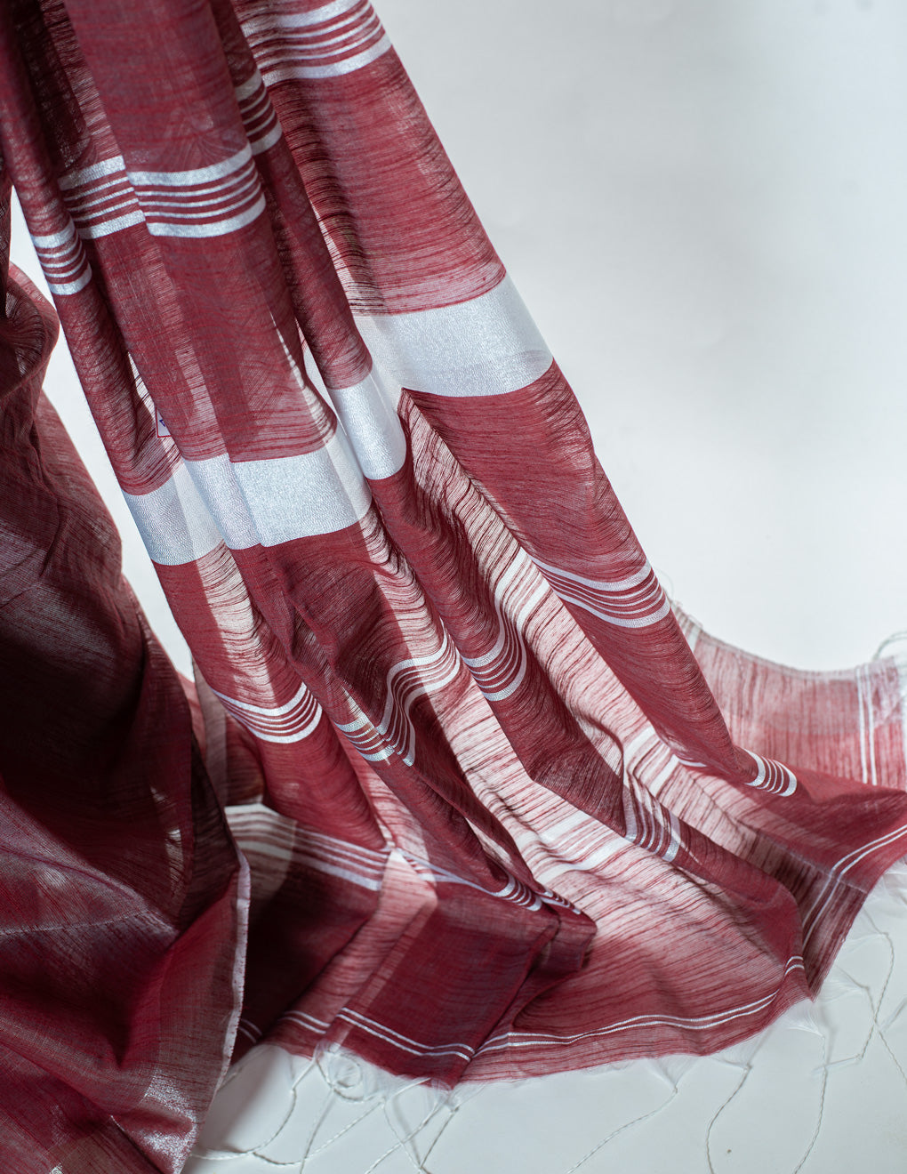 Maroon Plain Linen Handloom Saree