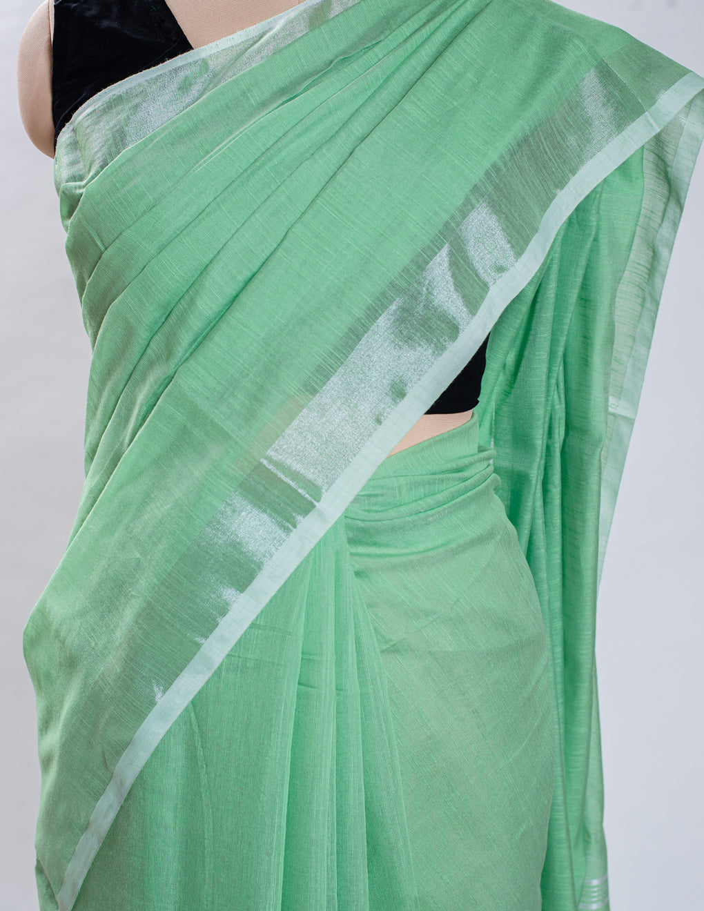 Green Plain Linen Handloom Saree