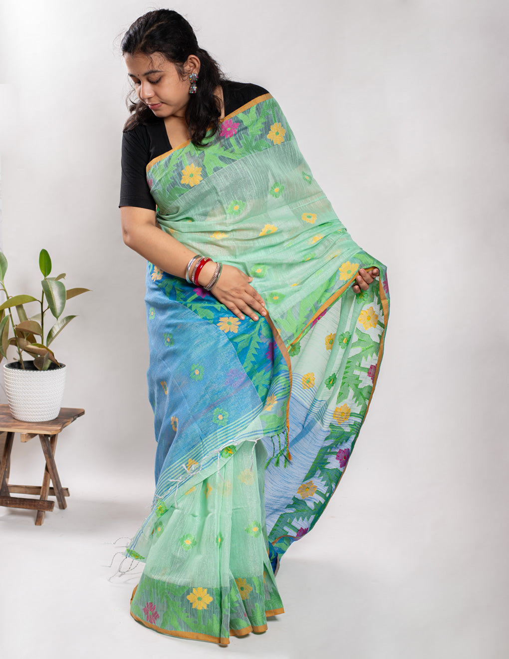 Green Handloom Muslin Tissue Jamdani Saree