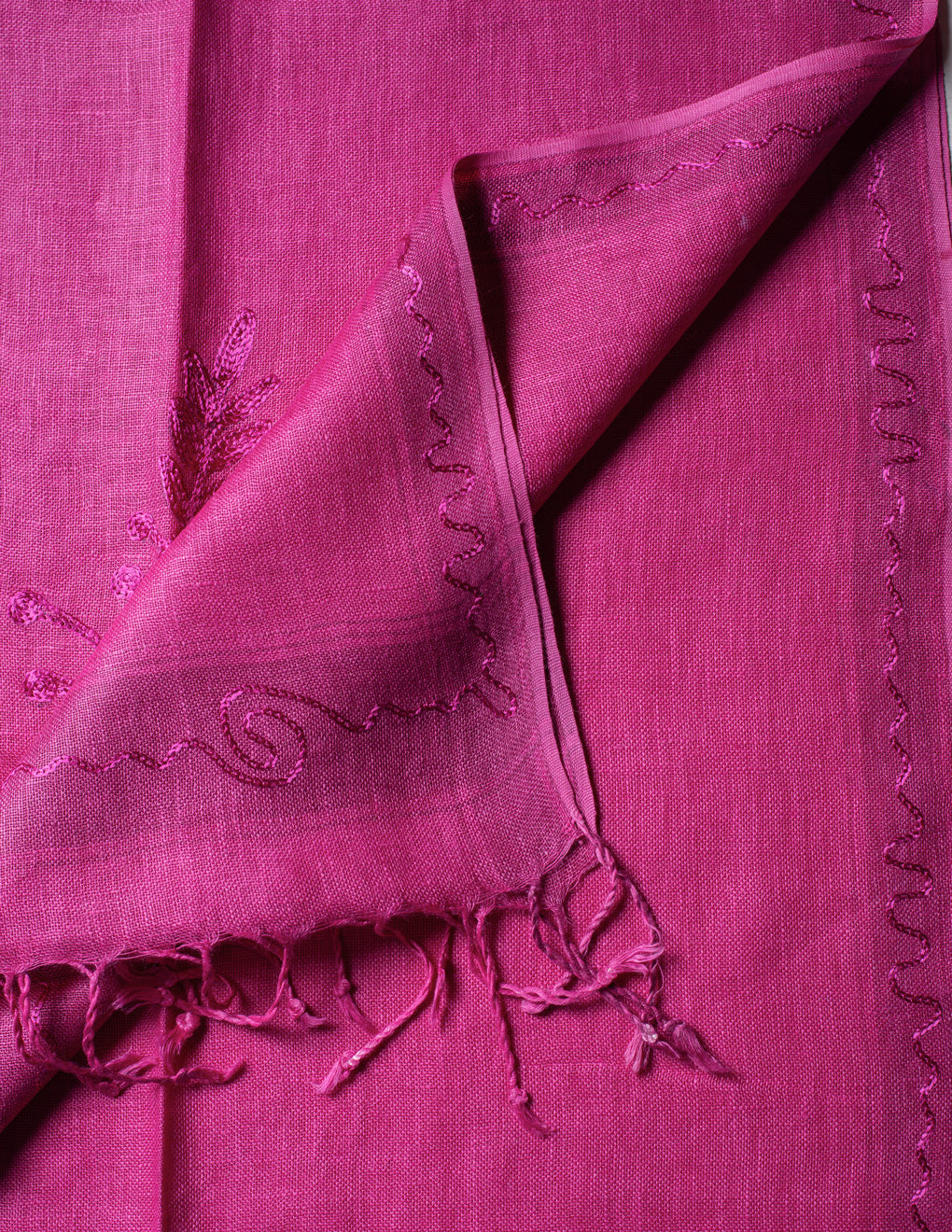 Magenta Embroidery Woven Bhagalpuri Linen Stole