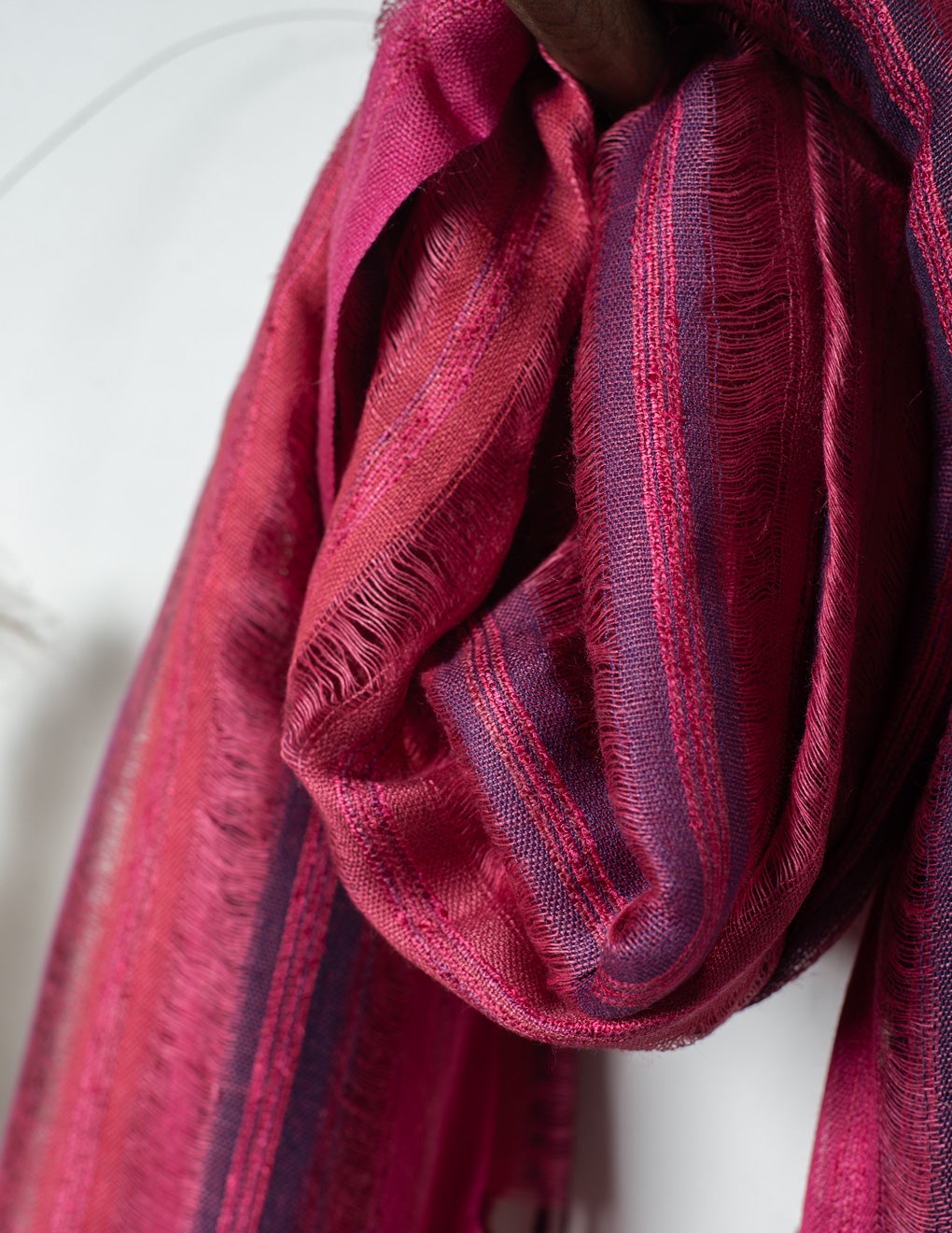 Magenta Woven Bhagalpuri Linen Stole