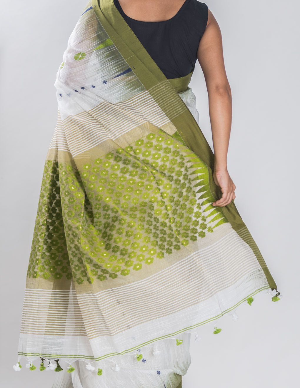 White & Green Handloom Cotton Jamdani Saree